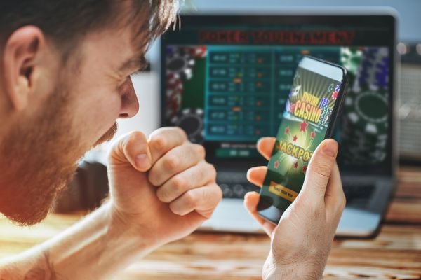 Meja Colok Naga live dealer di platform togel cambodia